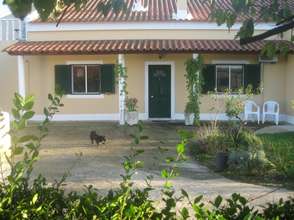 Casa Das Andorinhas Bed and Breakfast Palmela Exteriör bild